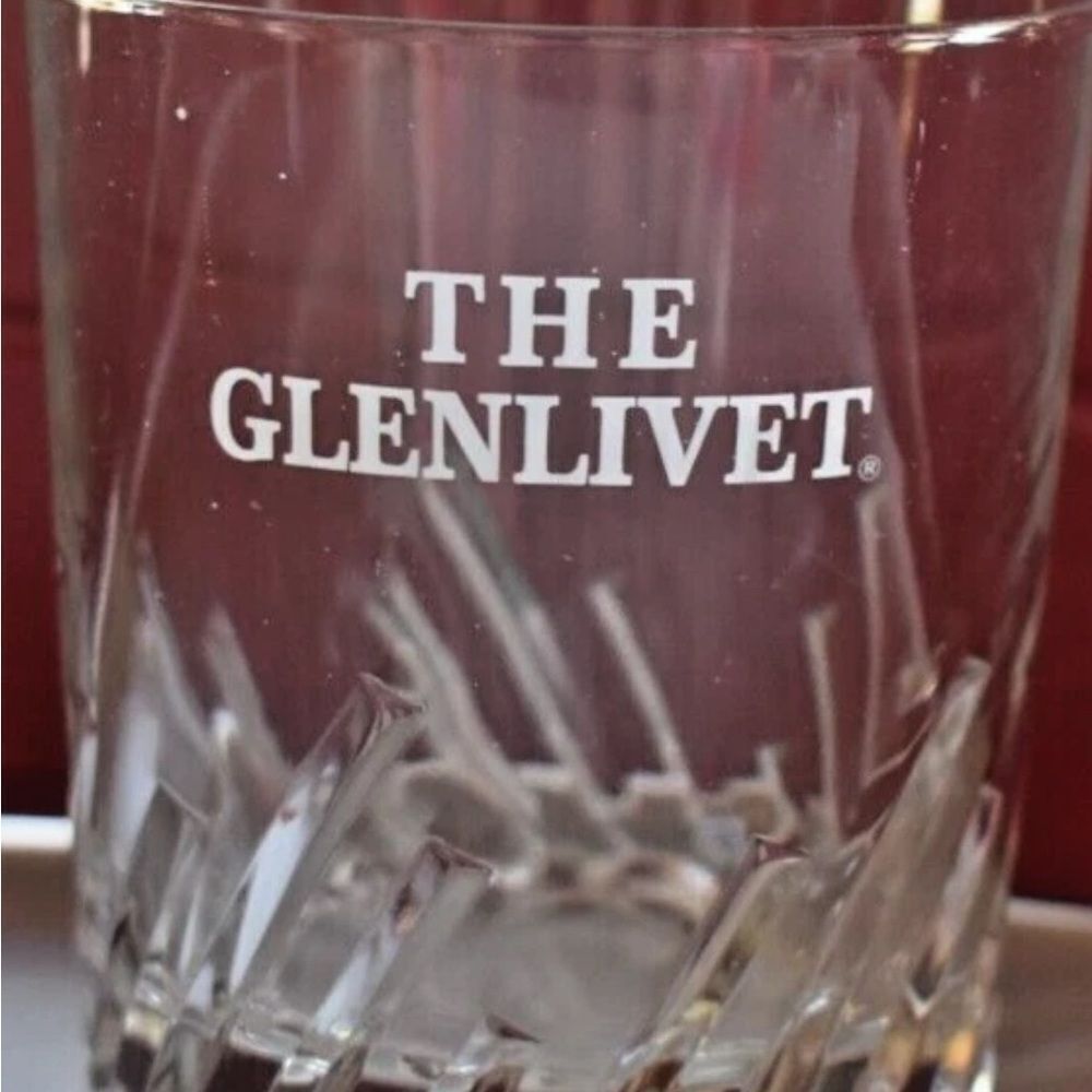 Glenlivet Scotch Whisky White Logo Crystal Cut Rocks Bar CocktailAccessory Glass